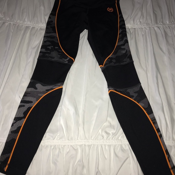 BODY ENGINEERS - ATHENA Leggings - Picture 3 of 7